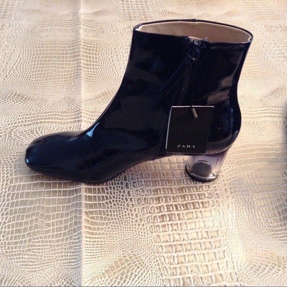 Zara Navy Ankle Boots with Clear Heels - Picture 4 of 8